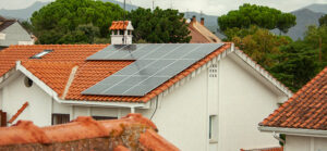 BENEFICIOS DE LA ENERGÍA SOLAR: AHORRO, SOSTENIBILIDAD Y AUTONOMÍA ENERGÉTICA