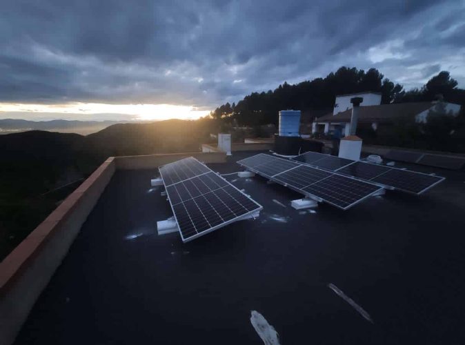 placas-solares-estructuras-metálicas-castellón