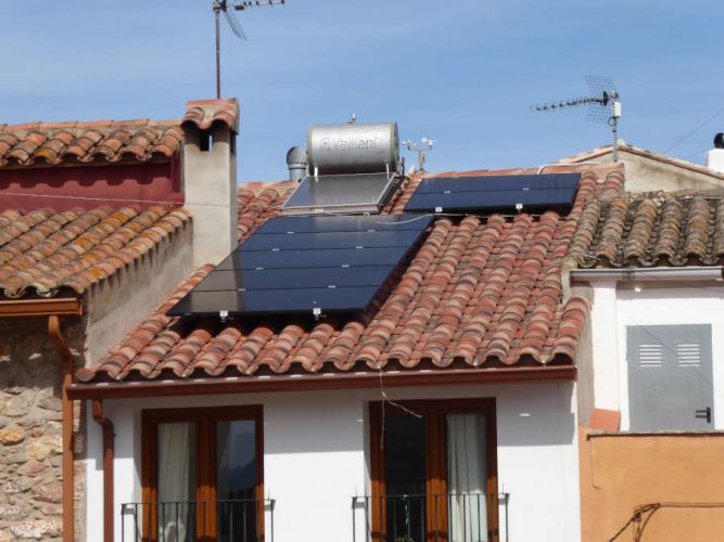 placas-solares-vilafames