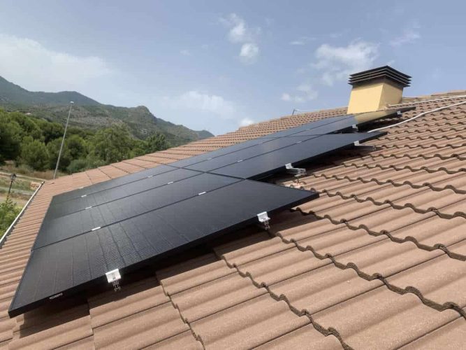 placas-solares-benicassim