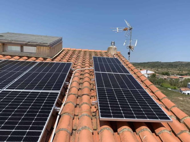 placas-solares-tejado-instalacion